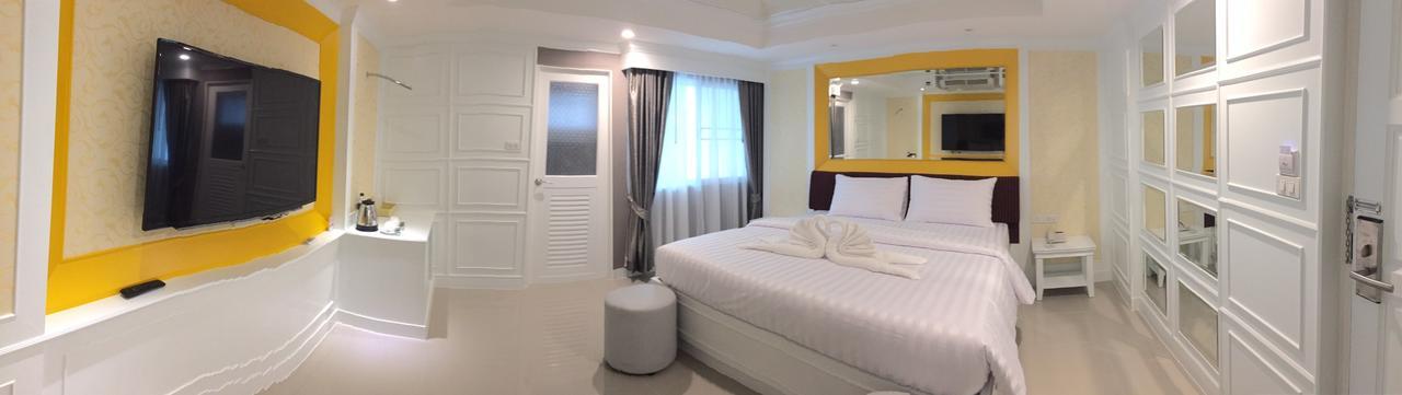 Nava Grand Hotel Rangsit Екстериор снимка