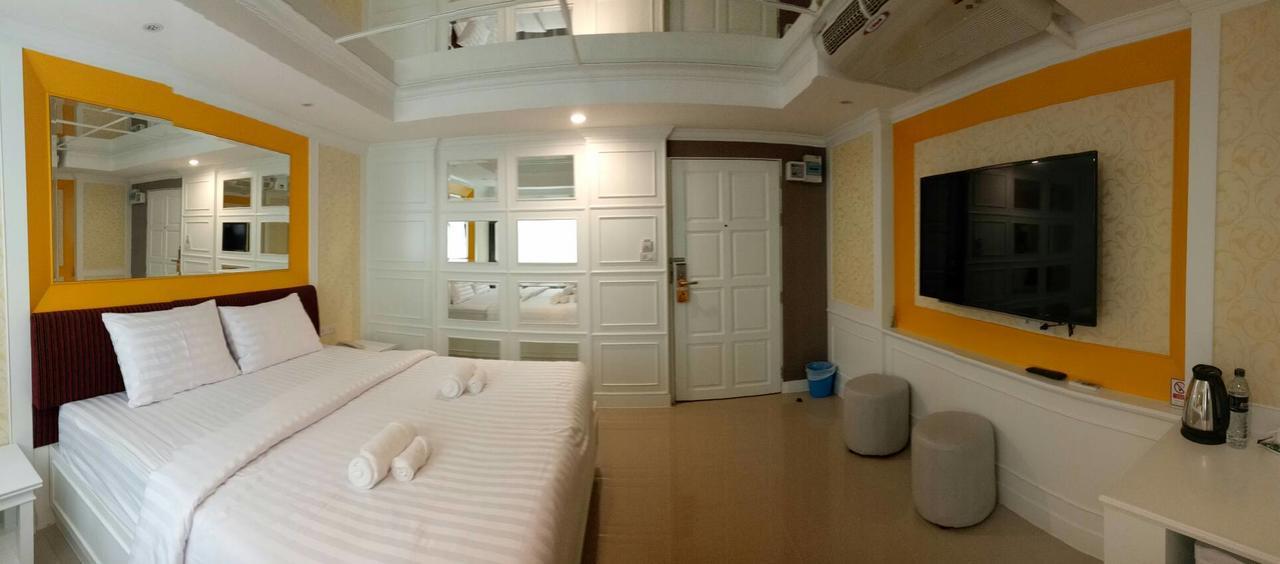 Nava Grand Hotel Rangsit Екстериор снимка